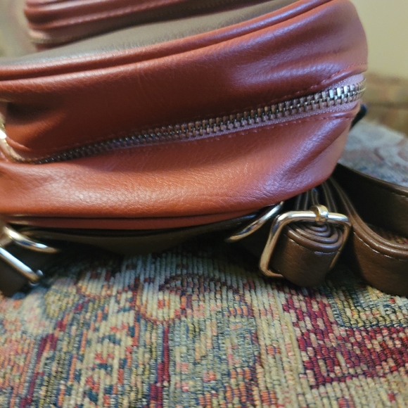 No Boundaries Mini Backpack + Matching Air Pod/Coin Purse - Picture 4 of 9